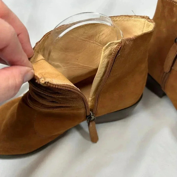 Schutz Euzabia 7B Brown Suede Leather Tassel Fringe Boot Zip Western Boho Cabin - Picture 6 of 10